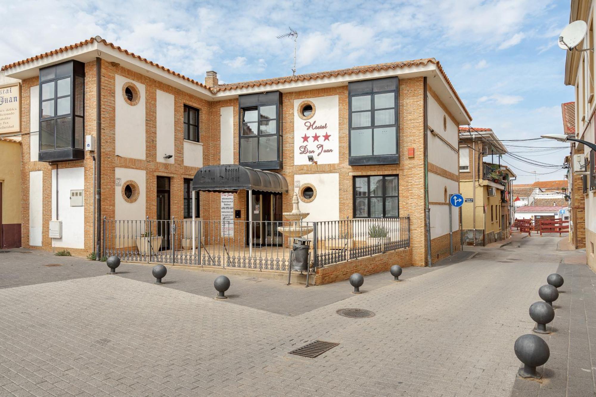Hostal Don Juan Meco Exterior foto